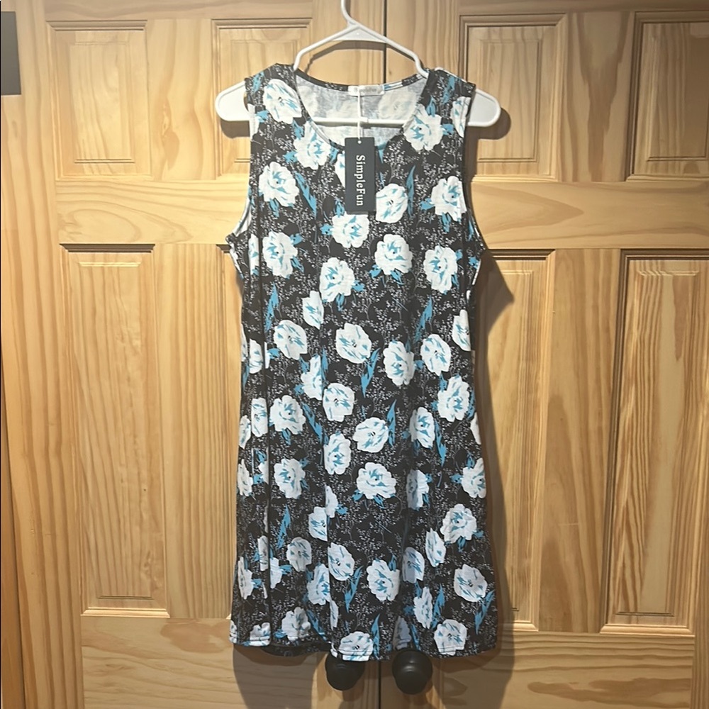 Signature by Sangria Black and White Floral Mini Dress